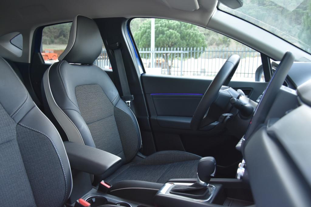 Renault Captur 1.6 E-Tech Full Hybrid Techno