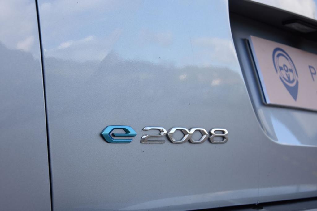 Peugeot e-2008 50 kWh GT