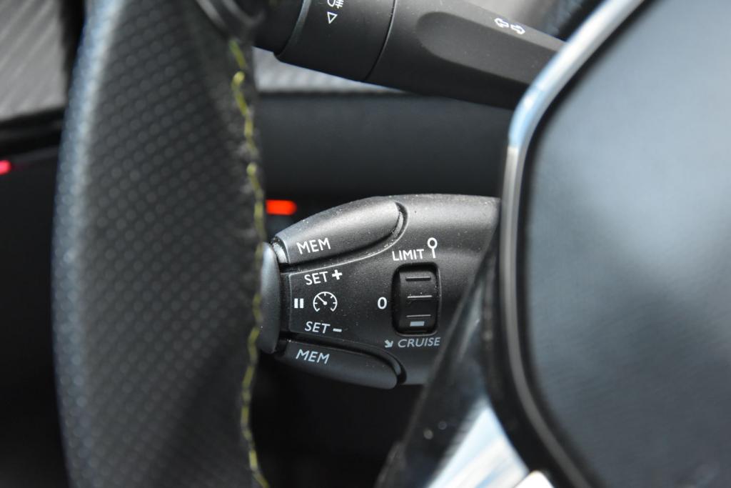 Peugeot e-2008 50 kWh GT