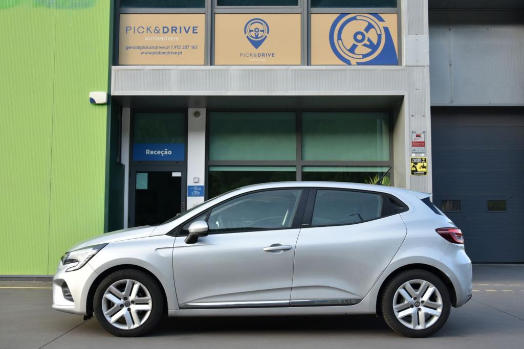Renault Clio 1.6 E-Tech Hybrid