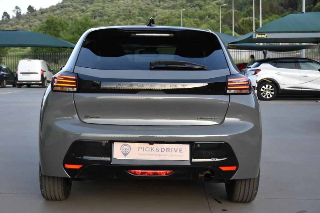 Peugeot 208 Hybrid Allure 