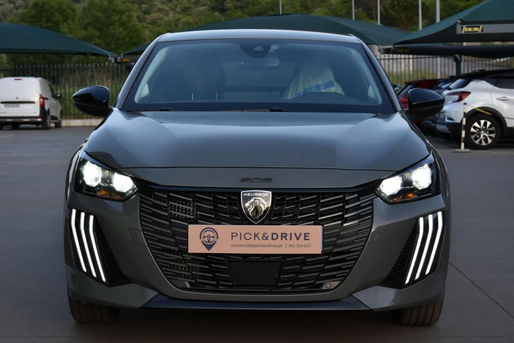 Peugeot 208 Hybrid Allure 