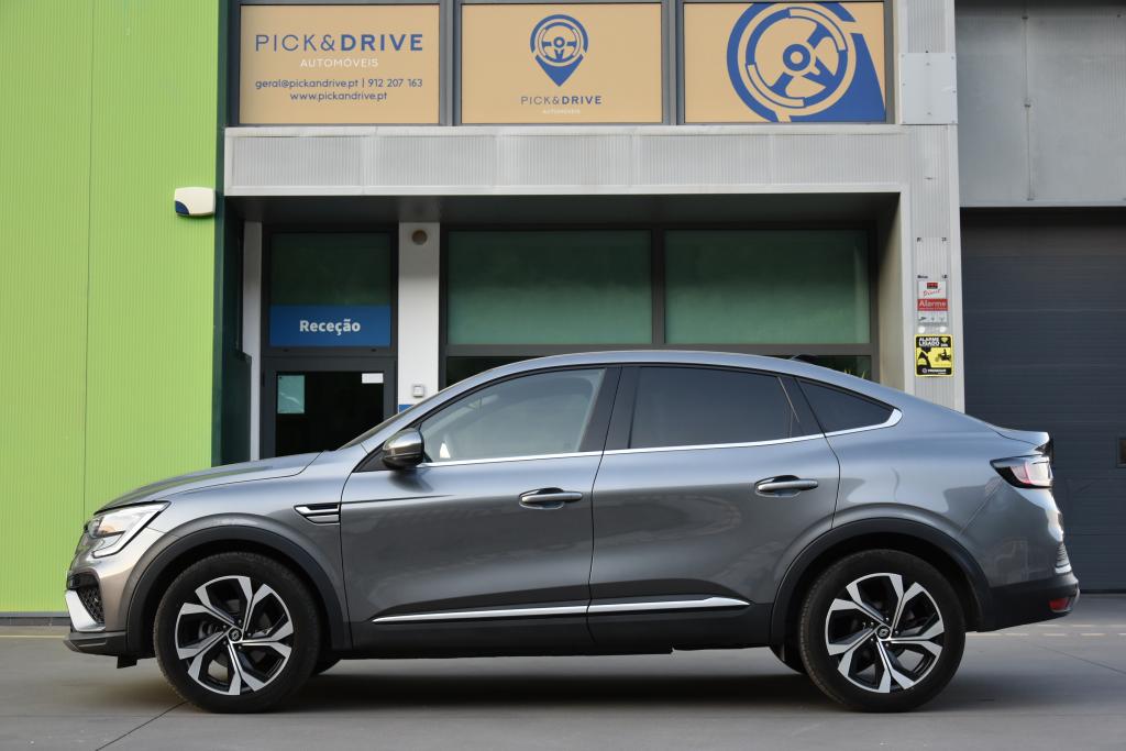 Renault Arkana 1.6 E-Tech Full Hybrid Techno