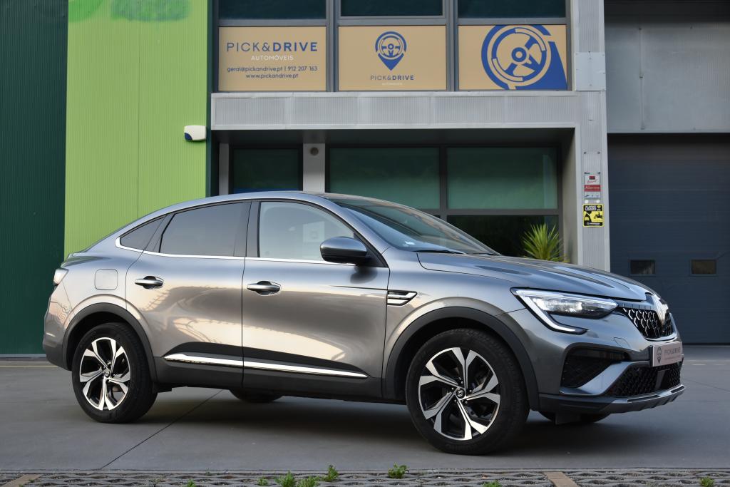 Renault Arkana 1.6 E-Tech Full Hybrid Techno