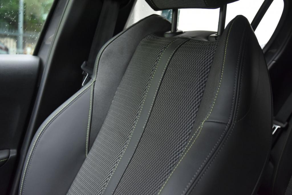 Peugeot 1.2 Hybrid GT e-DCS6