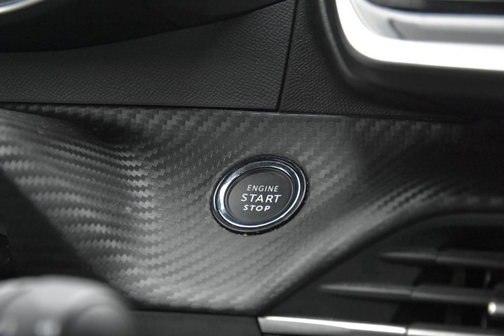 Peugeot 1.2 Hybrid GT e-DCS6