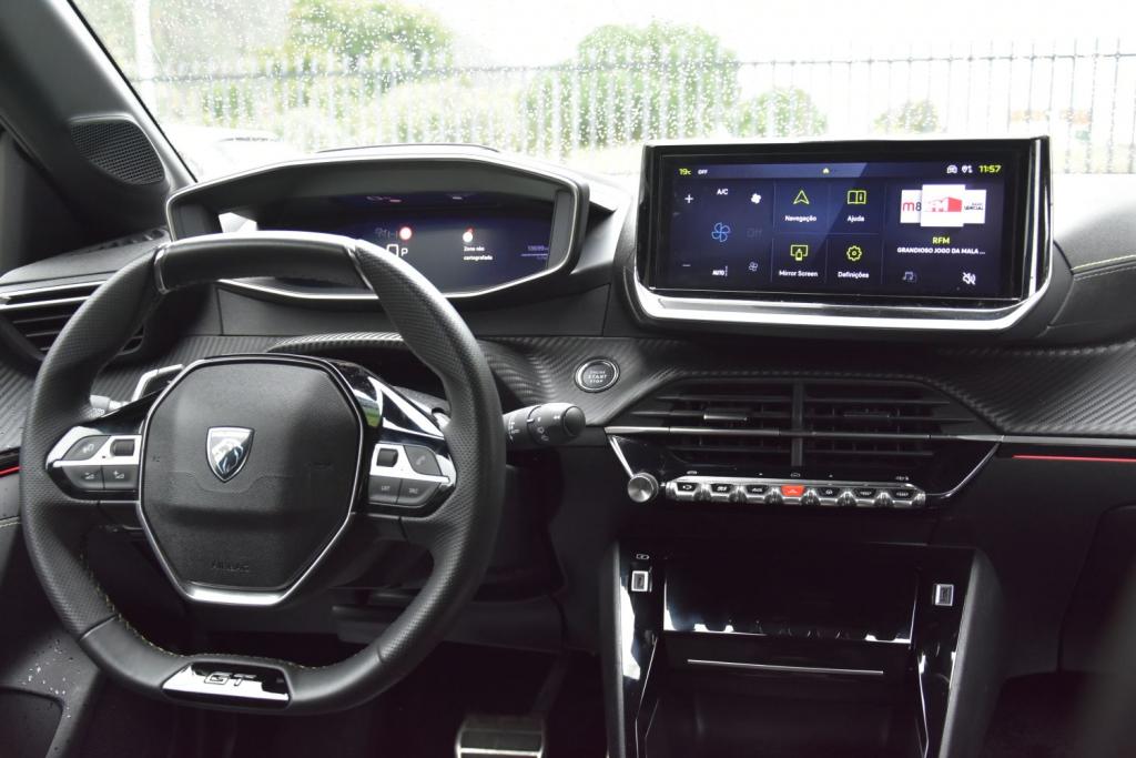 Peugeot 1.2 Hybrid GT e-DCS6