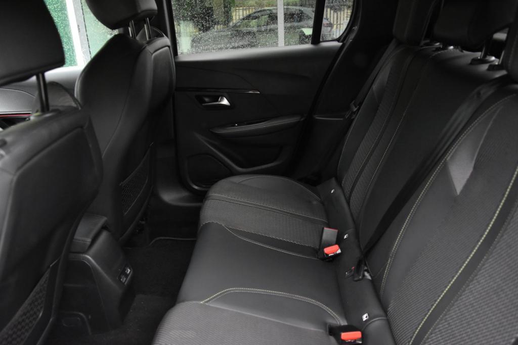 Peugeot 1.2 Hybrid GT e-DCS6