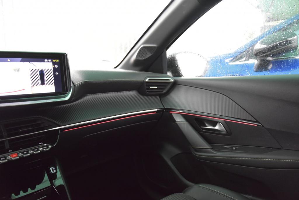 Peugeot 1.2 Hybrid GT e-DCS6