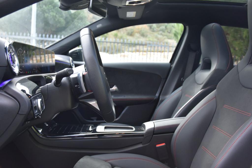 Mercedes-Benz A 250e AMG (HÍBRIDO PLUG-IN)