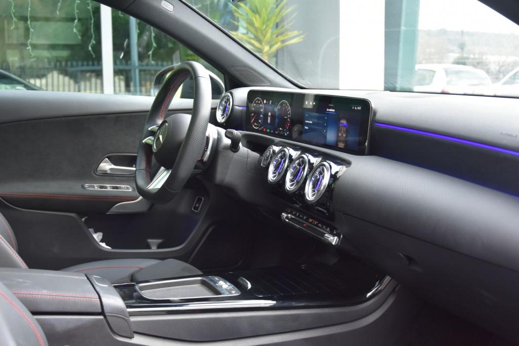 Mercedes-Benz A 250e AMG (HÍBRIDO PLUG-IN)