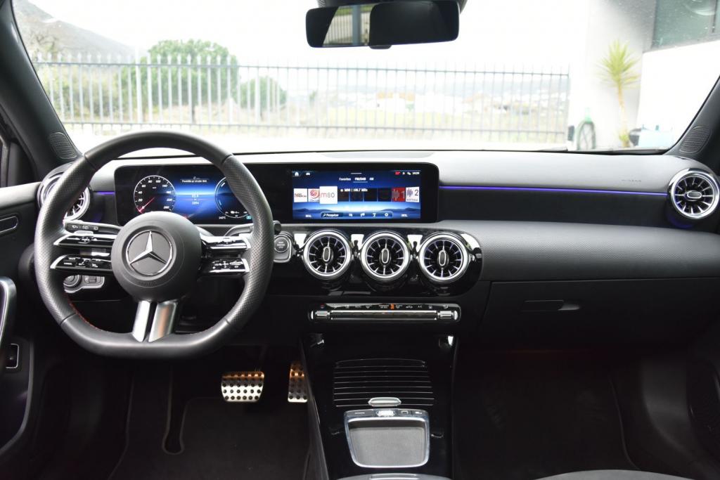 Mercedes-Benz A 250e AMG (HÍBRIDO PLUG-IN)