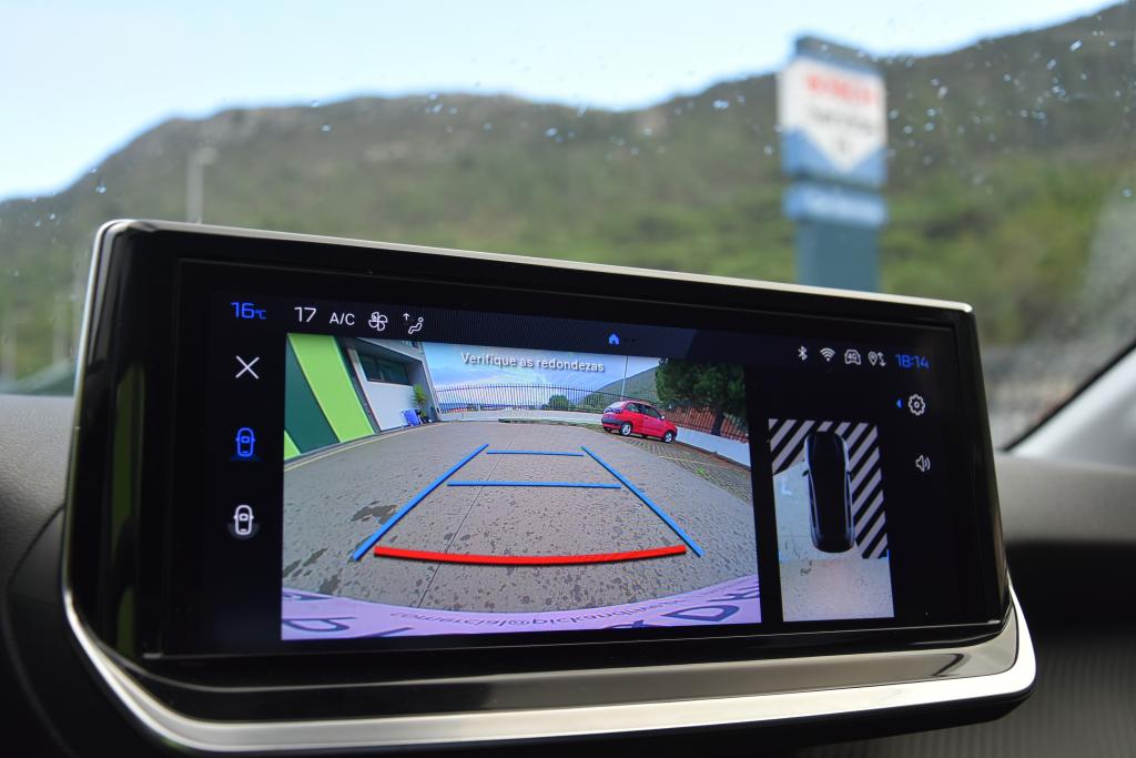 Peugeot 208 1.2 Hybrid Allure e-DCS6
